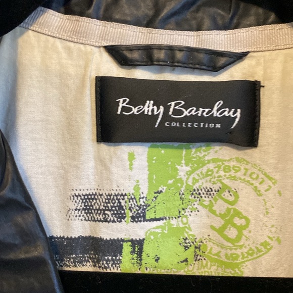 Betty Barley jacket. - Picture 3 of 11